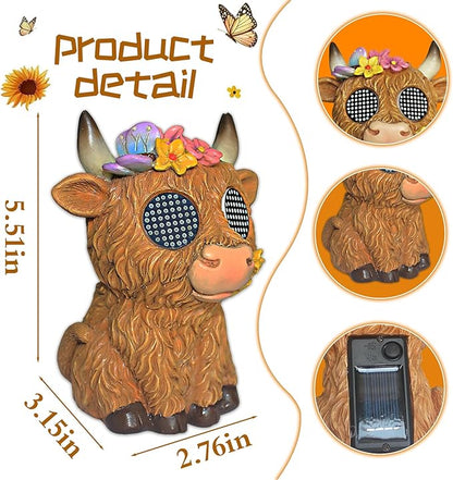 Solar Highland Cow Garden Outdoor Statues,Animals for Garden Decor with Moving Led Eyes,Lawn Decor Animal Statues for Patio,Balcony,Yard Ornament - Garden Gifts for Mom Grandma (Highland Cow)