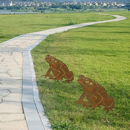 2 Pcs Rusty Frog Decorative Garden Stakes, Metal Yard Decor Metal Statues Garden Sculptures and Yard Art, Patio, Lawn Ornaments