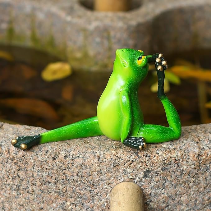 Garden Decor Frog Statue Outdoor Garden Sculptures for Yard Lawn Resin Animal Figurines Yoga Art Gardening Gifts(Half Pigeon Pose)