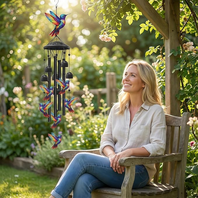 Outdoor Hummingbird Wind Chimes: Colorful Metal Commemorative Gifts of 7 Handmade Hummingbirds, Soothing Melodies in Gardens, Courtyards, and Terraces