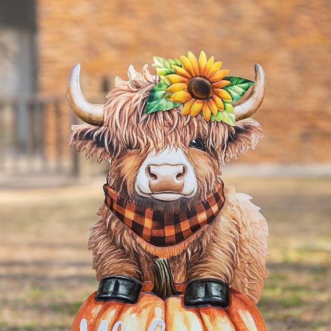 Glitzhome Fall Thanksgiving Yard Stake Decorations for Outdoor, 29.75" H Thanksgiving Metal Highland Cow Yard Stake or Wall Décor, Fall Garden Stakes for Patio Pathway Autumn Harvest Decorations