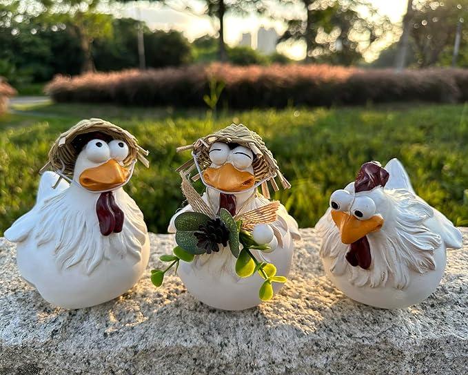 Funny Farm Chickens Statues,Chicken Fence Decoration,Resin Cute Chickens Decor,Outdoor Real Animal Statue,Chicken Sculpture,Perfect for Home Garden Stairs,Farm,Patio,Backyard