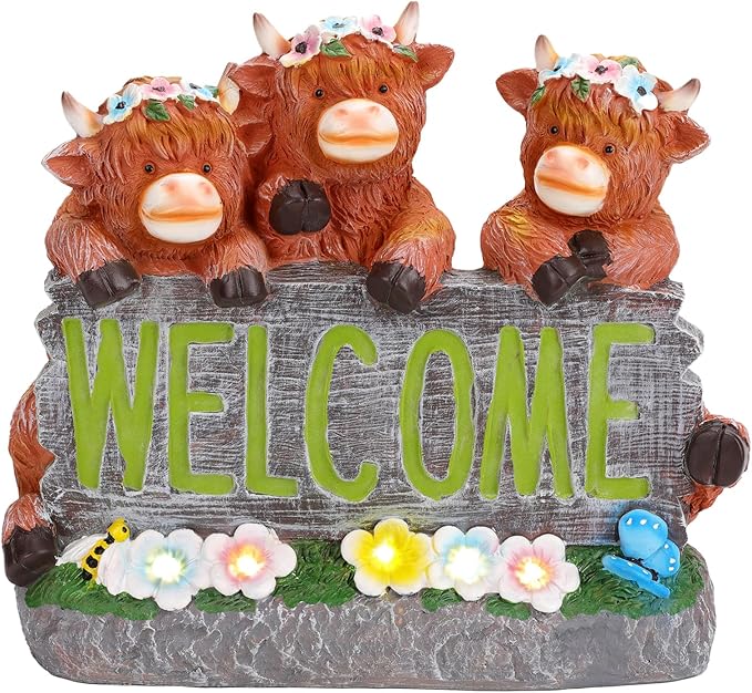 Solar Highland Cow Garden Statue Outdoor Decor - Rustic Farmhouse Decorations & Christmas, Birthday Housewarming Gifts for Mom, Grandma, Women, Resin