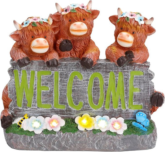 Solar Highland Cow Garden Statue Outdoor Decor - Rustic Farmhouse Decorations & Christmas, Birthday Housewarming Gifts for Mom, Grandma, Women, Resin