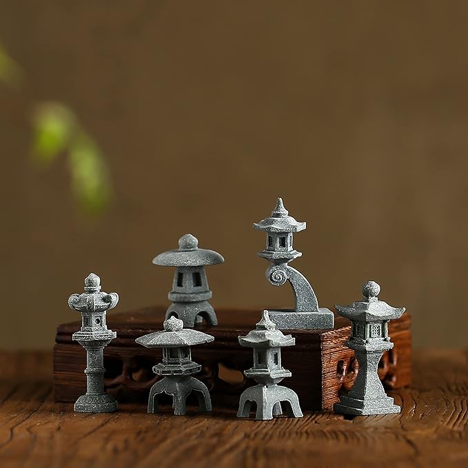 Miniature Japanese Lantern Pagoda Figurines Asian Decor Fish Tank Aquarium Ornament Fairy Garden Accessories Zen Terrarium Bonsai Decorations (6 Small Sandstone)