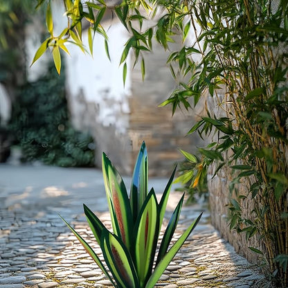 Outdoor Garden Metal Yard Art: Metal Agave Plants Outdoor Decor, Lawn Ornaments for Outside, Large Leaf Enlarge Thickened Artificial Agave Plant, for Outdoor Garden Yard Sculpture Decor (Blue)