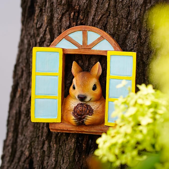 Garden Squirrel Sculpture, Decorative Squirrel Tree Log Statue with Pinecone, Indoor Outdoor Resin Art Decor for Yard, Patio, Lawn, Tree Ornament, Cute Animal Garden Decor