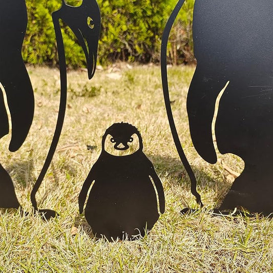Penguin Family Stake Statue, Metal Animal Stake Decoration, Vivid Hollow Iron Garden Figurine with Hand Painted Finish for Lawn Yard Flower Bed Outdoor Use