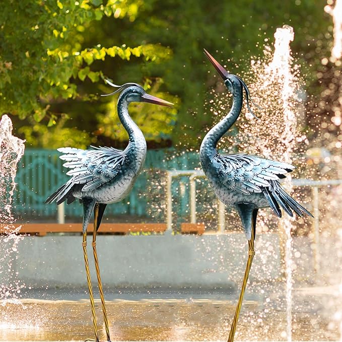 chisheen Large Garden Crane Statues Outdoor Sculptures, Metal Yard Art Heron Decor Standing for Indoor Outdoor Decor, Bird Statues for Patio Lawn Porch Decorations, Set of 2