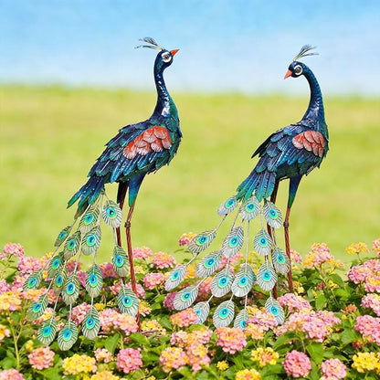 chisheen Garden Decor Outdoor Statues, Metal Peacock Decor for Outside, Garden Art Sculptures Standing for Patio Yard Lawn Home Decorations, Set of 2