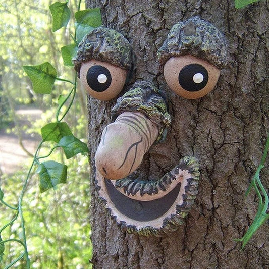 Tree Face Garden Decoration, Old Man Trees Hugger Bark Ghost Yard Art, Trees Decor Outdoor for Halloween Easter (D)