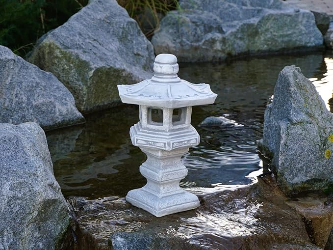 Garden Concrete Pagoda Oriental Latern Figurine Japanese Stone Pagoda Zen Garden Decoration Asian Outdoor Decor Gray