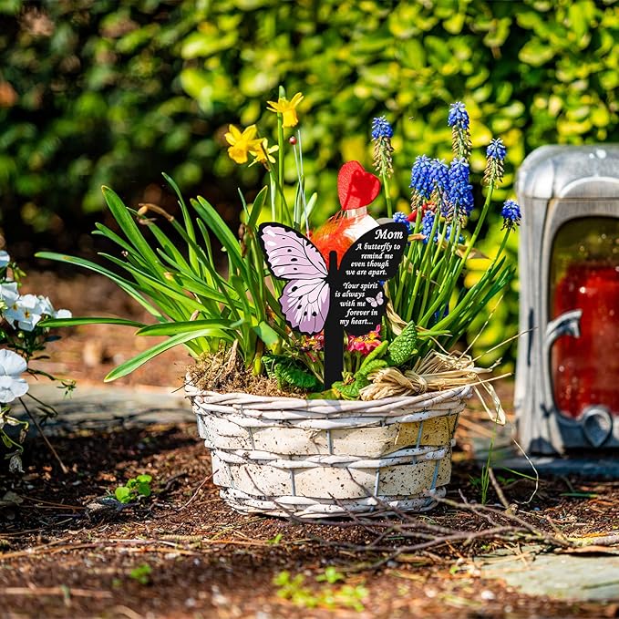 Geosar Mom Memorial Stakes Cemetery Grave Plaque Stake Markers Memorial Butterfly Plaques for Outdoors Sympathy Garden Stake Acrylic Waterproof Garden Grave Decoration(Cute Style)