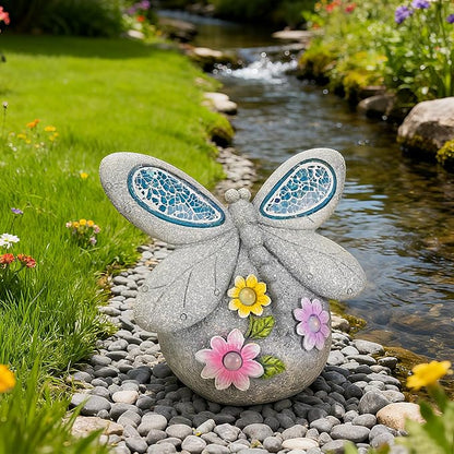 Solar Dragonfly Garden Decor with Cracked Glass Wings, Outdoor Resin Dragonfly Statue with Solar Light for Patio, Lawn, Yard Ornament Eco-Friendly Housewarming Gift for Women