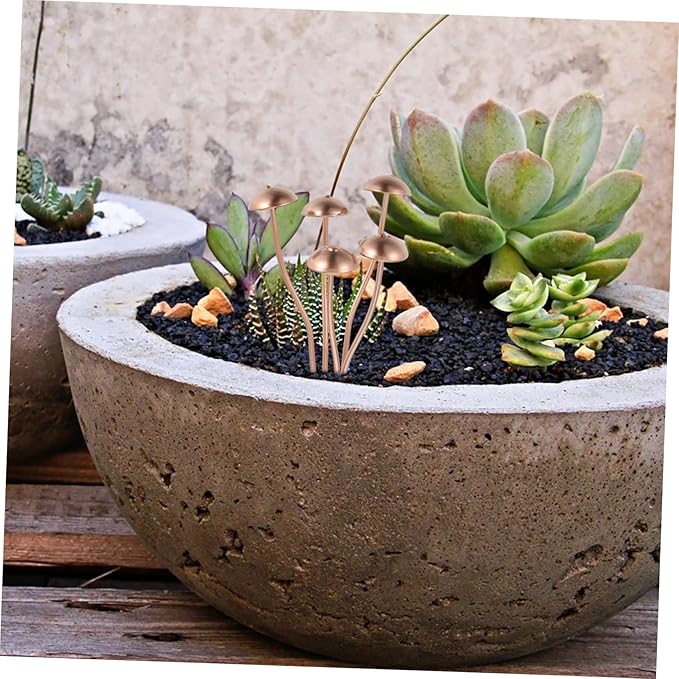 Toddmomy Iron Mushroom Statue Garden Decor Unique Design Mushroom Stake for Garden Art Outdoor Plant Stake for Decor