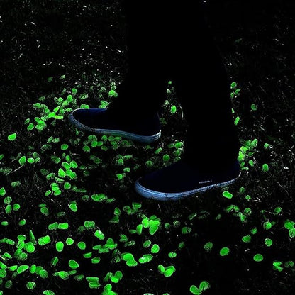 2.4Lbs 550 Pcs Glow in The Dark Garden Pebbles, Gardening Luminous Glow Stones Outdoor Decor Glowing Water Fish Tank Gravel (Green)