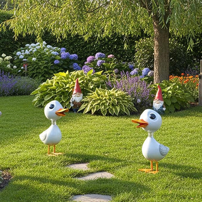 Metal Garden Statue Decor,White Duck Garden Sculptures for Outdoor,Garden Yard Art Lawn Ornaments for Backyard Patio Decoration