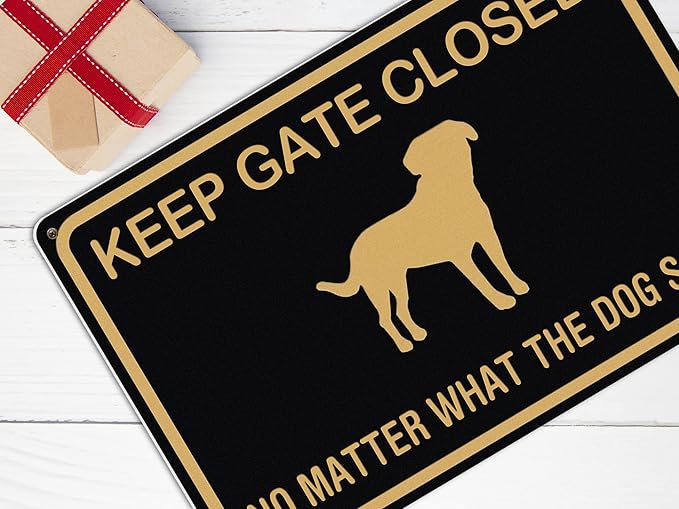 Please Keep Gate Closed Dogs in Yard Reto Vintage Metal Tin Signs for Lawn Garden Yard Signs 8X12 Inch