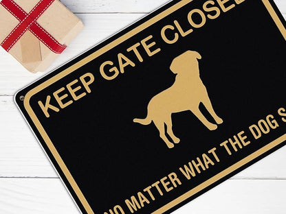 Please Keep Gate Closed Dogs in Yard Reto Vintage Metal Tin Signs for Lawn Garden Yard Signs 8X12 Inch