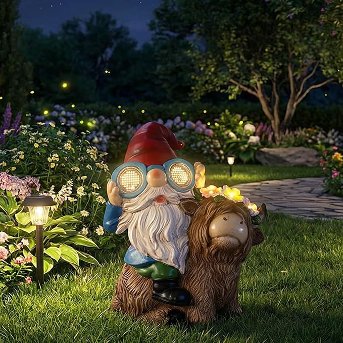 ZQQLITE Garden Gnome Statue Sitting Highland Cow Figurine with Flower Wreath, Solar LED Lights Outdoor Telescope Weatherproof Yard Art Decor for Patio Lawn, Housewarming Gifts for Women Mom