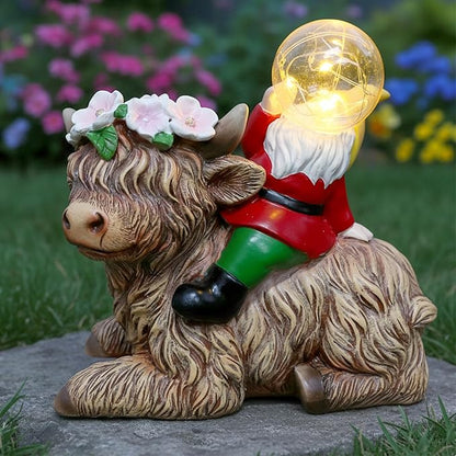 Spring Garden Blowing Bubbles Gnome Highland Cow Solar Statues, Funny Summer Gnome Outdoor Resin Sculptures Decor for Home Table Patio Lawn Porch Balcony, Housewarming