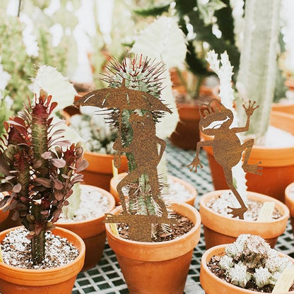 2 Pcs Rusty Metal Frog Decorative Garden Stakes, Gifts for Women/Men/Lovers Gifts, Metal Garden Stakes Decorative for Yard Art Outside Patio, Lawn Outdoor Decor