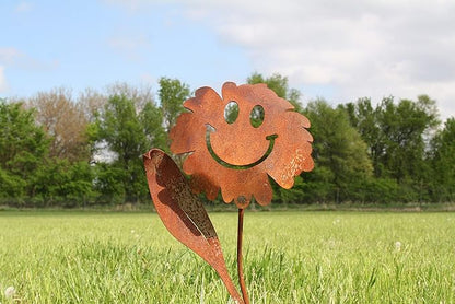 Metal Rustic and Colorful Flower Stakes Ranging from 9.5 to 36 Inches Tall (Waving Smiling Daisy 21" Tall, Naturally Rusted)