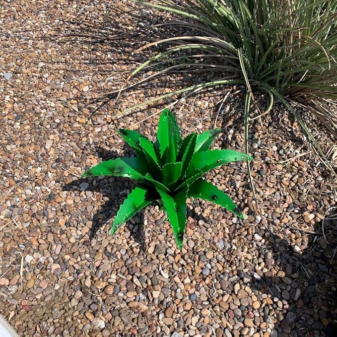 Mini Metal Agave (Green)