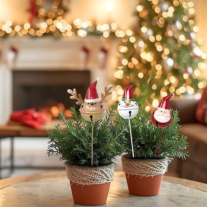 Christmas Metal Garden Stakes 3-Piece Set – Vintage Style Snowman, Reindeer & Santa Outdoor Yard Decorations, Hand-Painted Rustic Winter Lawn Porch Patio Decor for Home & Garden Lovers
