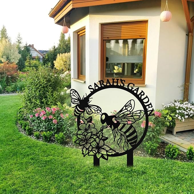 Personalized Metal Bee Garden Signs with Stake, Custom Garden Signs for Outside Waterproof, Customized Name Sign Yard Lawn Gardens Decor Gardening Gifts for Moms Grandmas Gardeners
