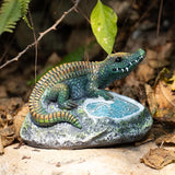 Rezpuao Garden Statue Crocodile,Solar Crocodile Decor for Outdoor,Resin Crocodiles Figurine with Solar Light for Patio,Balcony,Yard,Lawn Ornament,Perfect Garden Gift