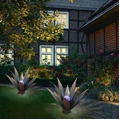 2 PCS Metal Agave Sculpture Decoration, Vintage Country Hand-Painted Sculpture DIY Metal Agave Plant, Home Garden Courtyard Lawn Outdoor Decoration (Serrated Antique Bronze Color)
