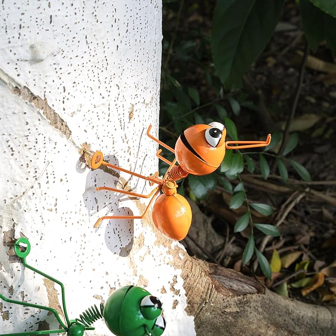 Metal Ants Set of 4 Colors Garden Decor Outdoor Sculpture Patio Decor Lawn Metal Yard Art Garden Statue Outdoor Decorative Metal Wall Art Garden Gifts Family and Garden Lovers