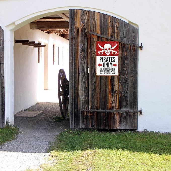 Funny No Parking Sign, Metal Warning Tin Signs, Pirates Only, Yard Sign Garage Farm Garden Wall Decor Sign Plaque Outdoor for Home Fence 8 X 12 Inches