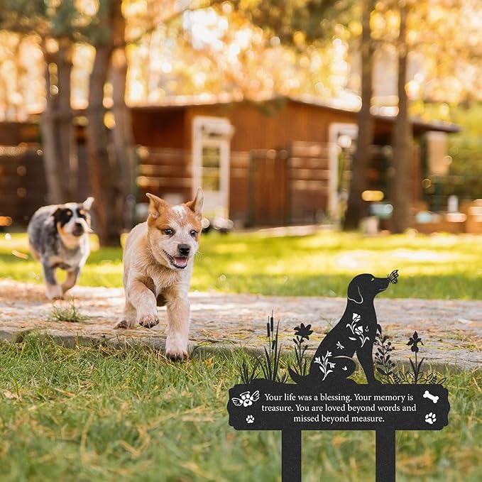 Rngmsi Grave Markers for Cemetery for Dog, Metal Grave Markers Yard Memorial Pet Dog, Garden Stake Decorations for Cemetery for Loss of Pet Outdoors Decor (12 X 14.5 Inches)