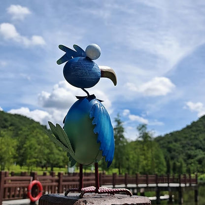 Metal Flamingo Yard Decor Garden Statue Outdoor Art Blue Flamingos Christmas Decorations Sculptures for Patio Backyard Porch Lawn Ornaments Unique Gifts