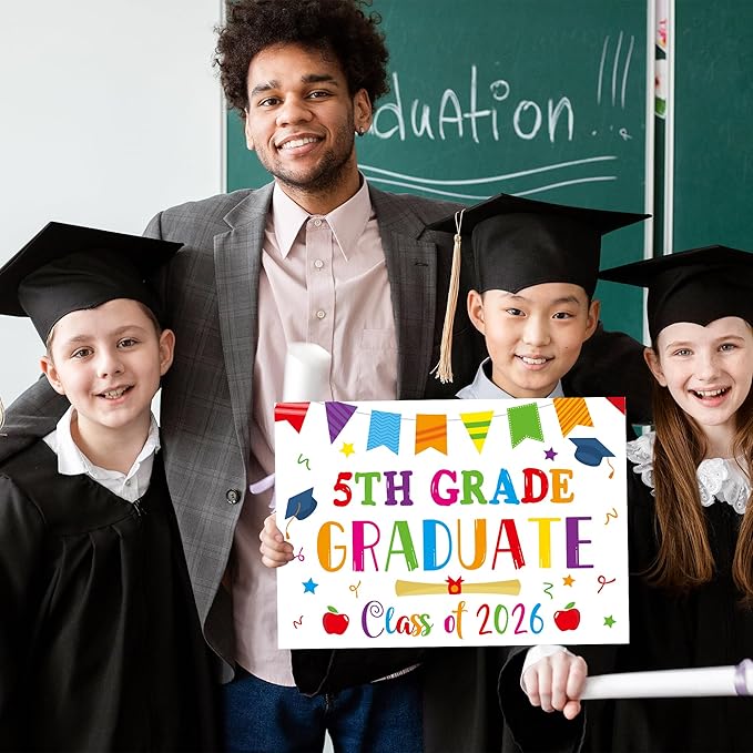 5th Grade Grad Yard Sign - White Class of 2026 Fifth Grade Graduate Lawn Sign with Stake School Congrats Graduation Decor Colorful Waterproof Graduation Party Favor for Outdoor Garden Photo Booth Prop