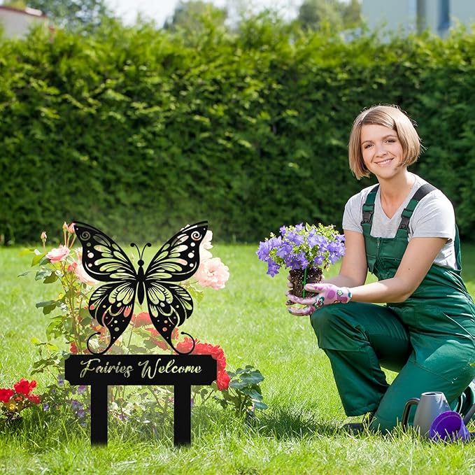 Personalized Metal Butterfly Garden Signs with Stake, Custom Garden Signs for Outside Waterproof, Customized Name Sign Yard Lawn Gardens Decor Gardening Gifts for Moms Grandmas Gardeners