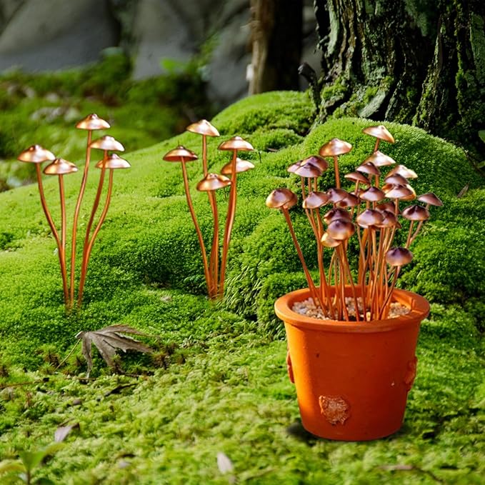 Metal Mushroom Garden Stakes Outdoor Decor Iron Mushroom Statues, Garden Decor Metal Mushrooms, Flower Pot Decoration, DIY Ornament for Patio, Lawn, Yard Plant Decorations (2)