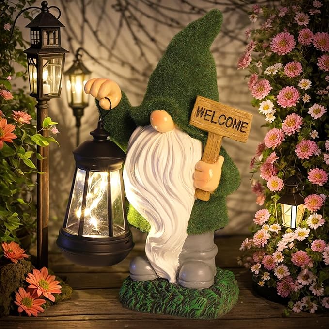 St Patrick’s Day Green Garden Gnome Statue with Solar Lantern Welcome Sign Outdoor Decor for Porch Lawn Patio Yard Holiday Decorations Housewarming Gifts for Women
