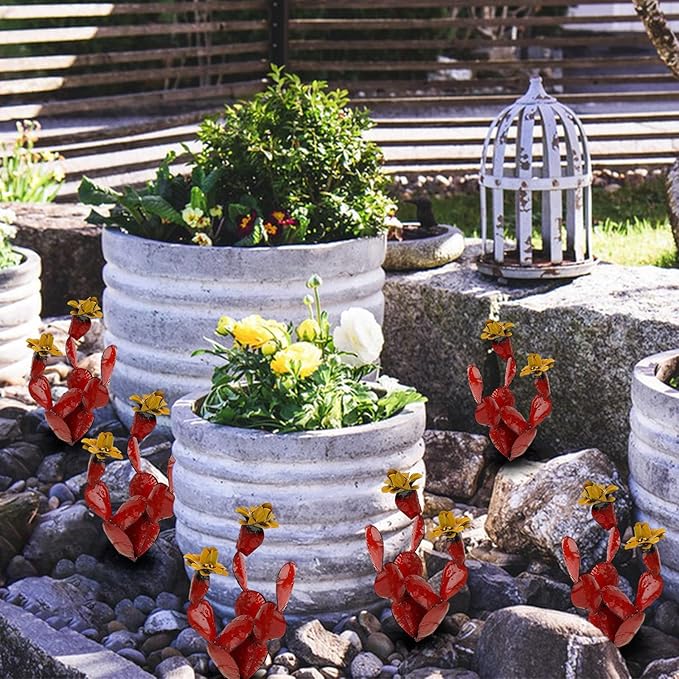 Metal Cactus Outdoor Decor - Metal Cactus Yard Art Iron - Desert Plants Statue for Outdoors - Handmade Cactus Rustic Artificial Cactus Sculpture for Garden Lawn Patio Balcony Backyard Decor (Red)