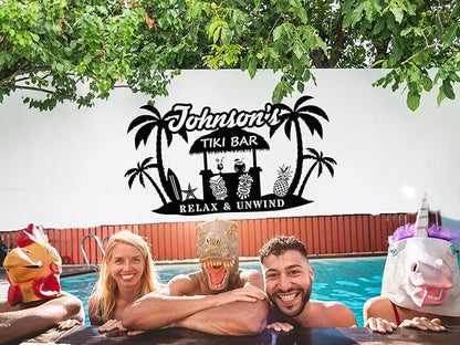 Custom Tiki Bar Sign, Personalized Metal for Backyard, Patio, Tiki Lounge, Beach, Swimming Pool, Party Metal Wall Decor, Rustic Round Engraved Signs Wall Hanging Sign