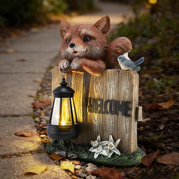 Solar Fox Garden Statue with Hanging Lantern Light, Resin Outdoor Welcome Sign Decor, Waterproof Solar Powered Garden Decoration for Yard, Lawn, Patio, 10.6"