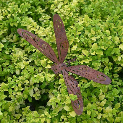 2 Pack Rusty Dragonfly Garden Decor, Metal Dragonfly Outdoor Yard Decor, Colorable Dragonflies Outdoor Statues Ornaments - Garden Sculptures and Yard Art, Fence Decorations Outdoor