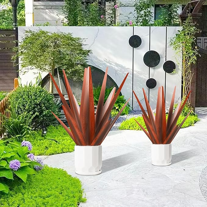 TOMBABY Enlarge Metal Plants Tequila Rustic Sculpture, Outdoor Patio Yard Home Decor Hand Painted Agave Garden Statue, Outdoor Lawn Ornaments Yard Stakes for Mom Gift (1 Big coppery)