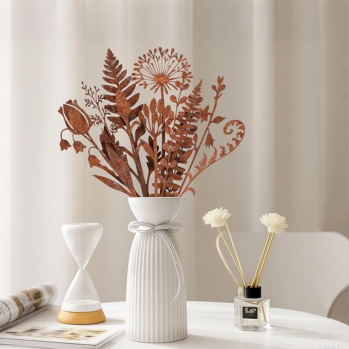 12 Pcs Rusty Metal Flowers and Plants, Rustic Metal Fern Leaf Garden Stakes, Rusty Plant Shaped Decoration for Flower Arrangement Potted Plants Outdoor Lawn Yard Courtyard Art
