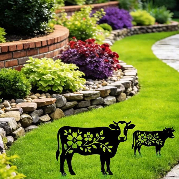 GLOBLELAND 2 Pcs Pattern Cow Garden Stakes Animals Metal Decorative Garden Stakes Metal Yard Signs Decoration for Lawn Patio Yard Garden Decor