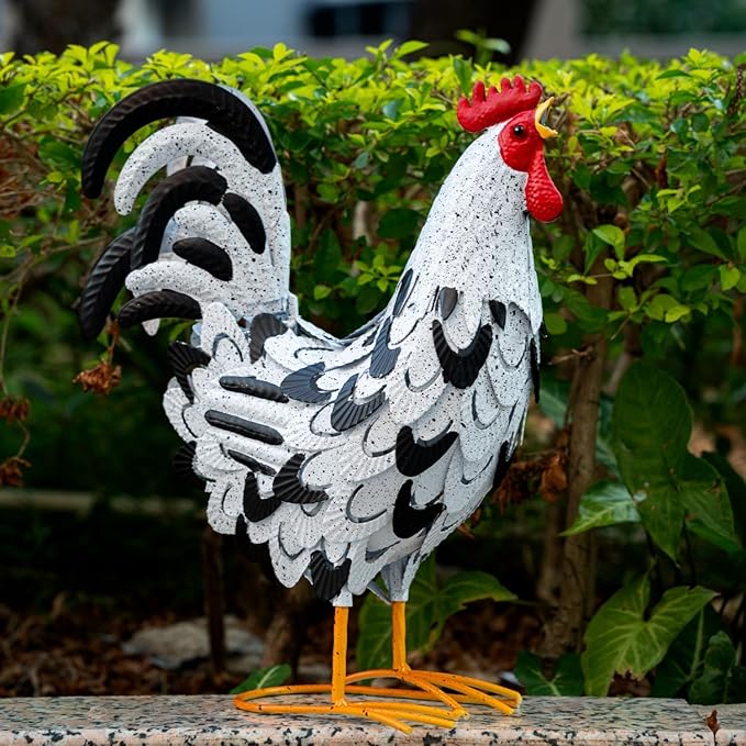 Metal Rooster Statue, Garden Chicken Decor, Metal Yard Art Animal Sculpture for Lawn Patio Porch Outdoor Decorations Gifts for Women Mom Friends