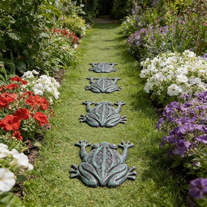 Lawei Cast Iron Frog Stepping Stone, Vintage Green Sturdy Outdoor Garden Statue, Unique Decorative Frog Flagstone Mat for Patio, Lawn, Yard, Garden Walkway, Non-Slip Entryway Rug, 12 x 10.6 in