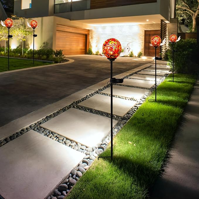 Bshine Solar Garden Decoration Outdoor Snail Lights, Hand Blown Glass Waterproof Solar Light Stake Decorate Paths, Pathways, Lawns and Yards Art for Mom
